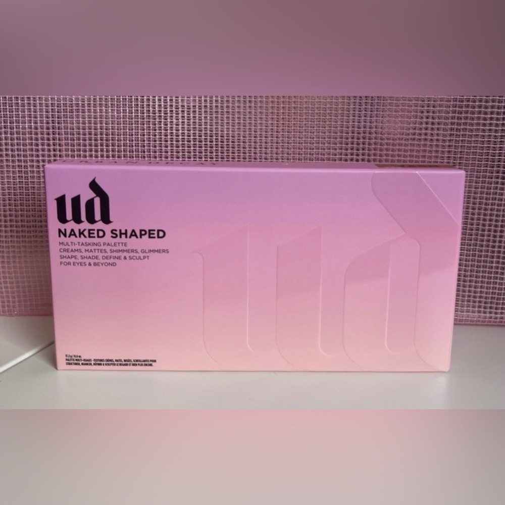 Urban Decay Naked Shaped Multi-Tasking Palette IN WARM